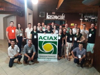 Núcleo de Jovens Empreendedores realizou primeiro ERJE em Xaxim Núcleo de Jovens Empreendedores realizou primeiro ERJE em Xaxim